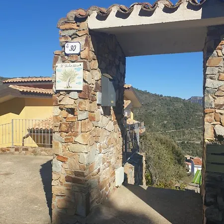 Il Vecchio Ulivo Sa Tanca Alojamento de Acomodação e Pequeno-almoço *